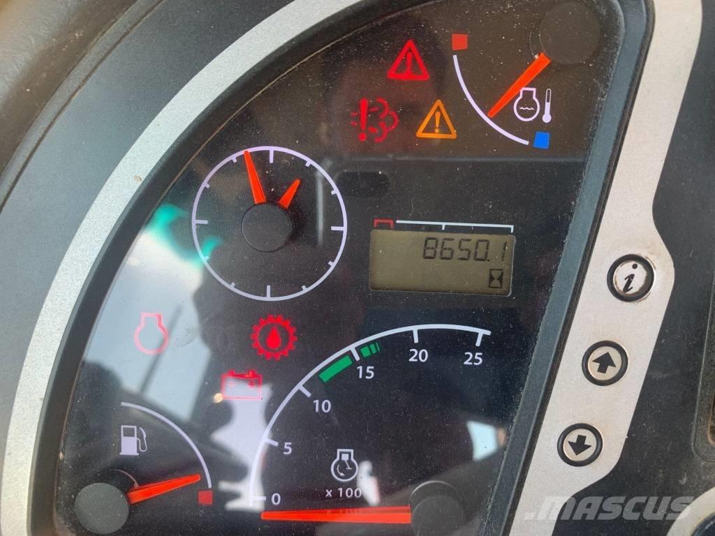 JCB 4 CX Kaivurikuormaajat