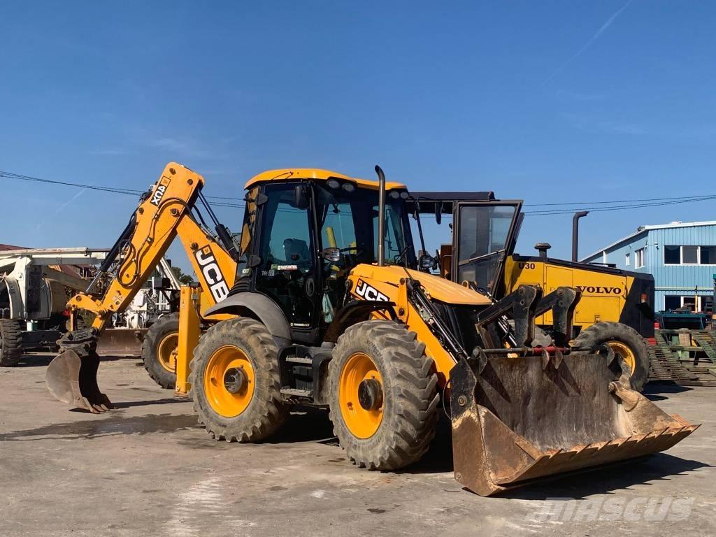 JCB 4 CX Kaivurikuormaajat