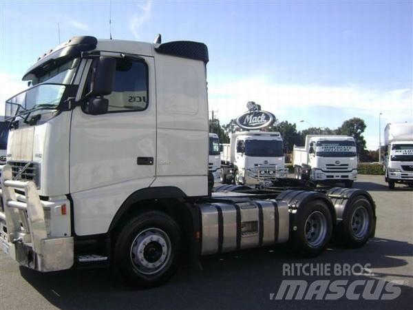 Volvo FH12 Vetopöytäautot