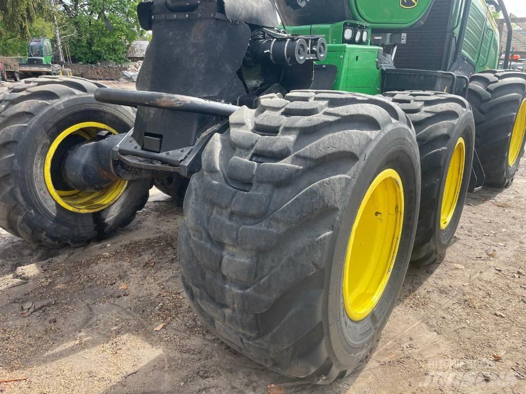 John Deere 1270 G Harvesterit