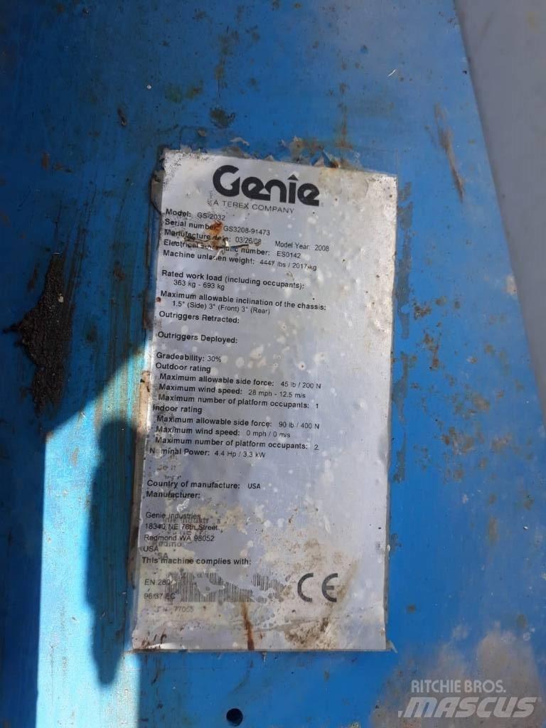 Genie 2032 Saksilavat