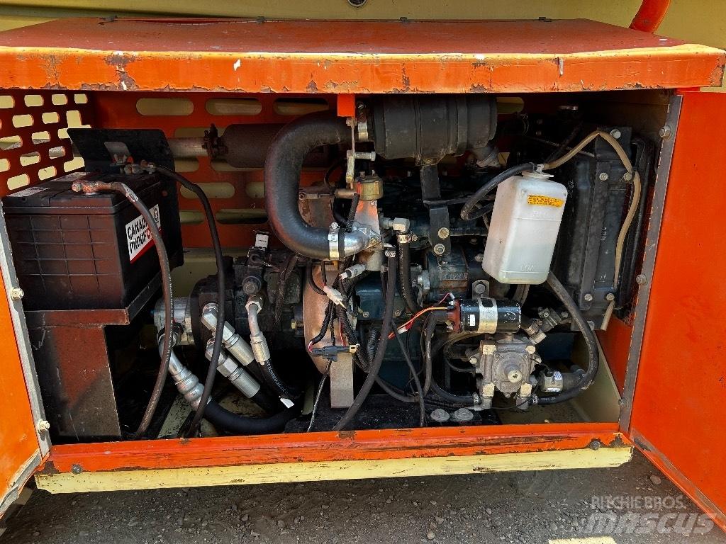 JLG 260 MRT Saksilavat