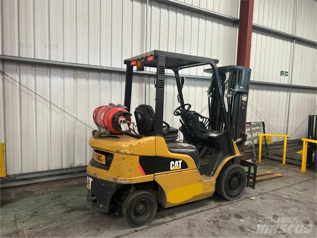 CAT GP25NT Nestekaasutrukit