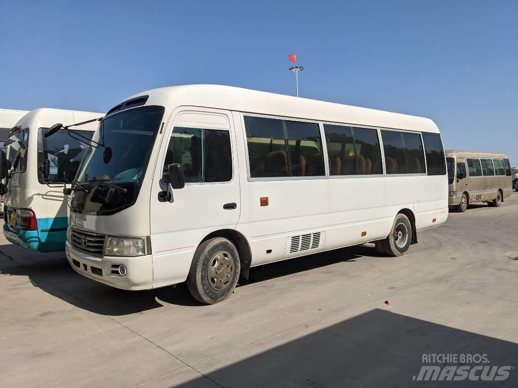 Toyota Coaster Bus Minibussit