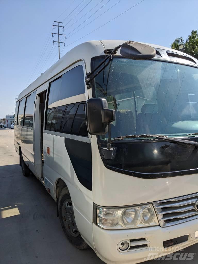 Toyota Coaster Bus Minibussit