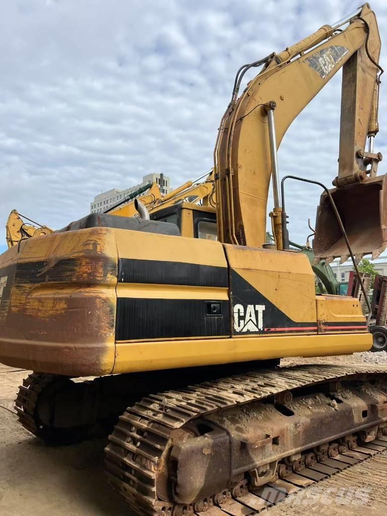 CAT 320 B L Telakaivukoneet