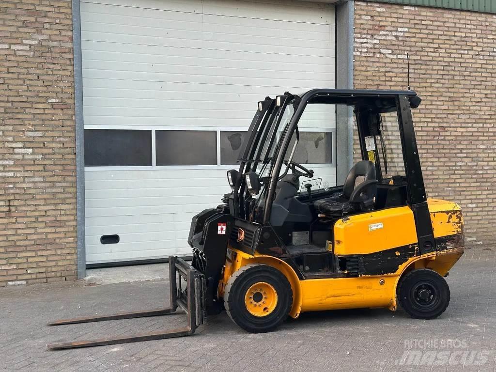 JCB TLT 2,5D Muut haarukkatrukit