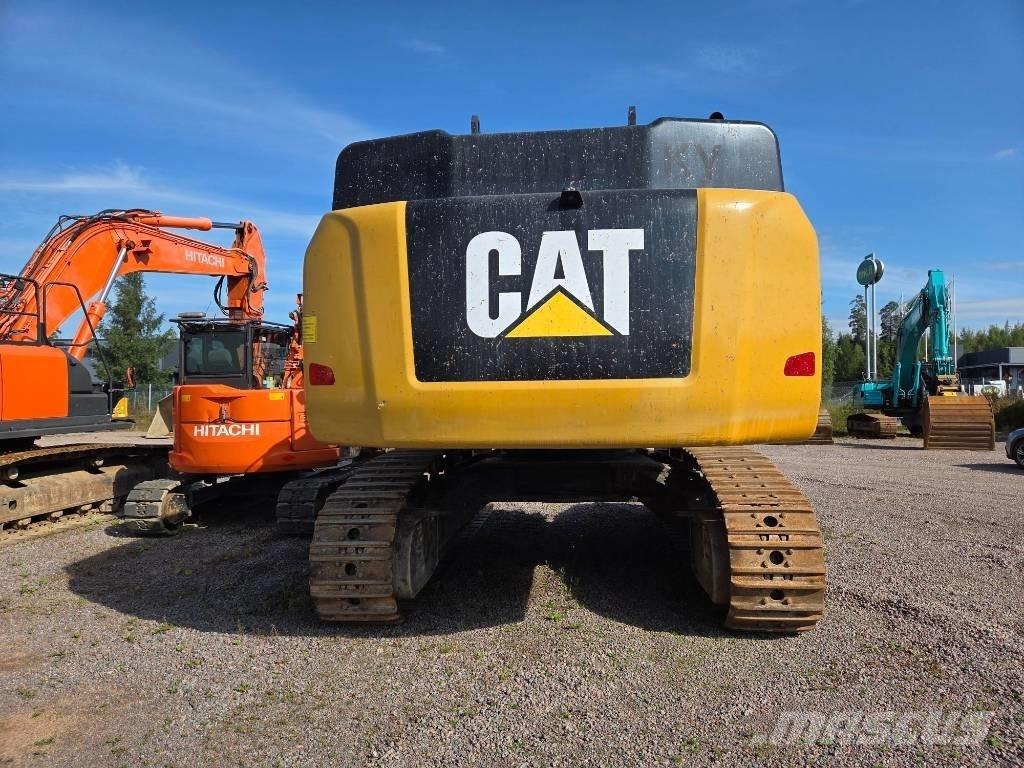 CAT 352 F Telakaivukoneet