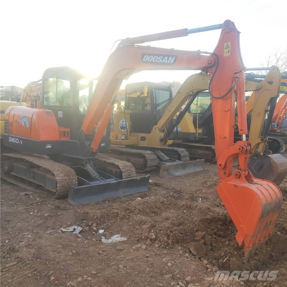 Doosan DH60-7 Minikaivukoneet < 7t