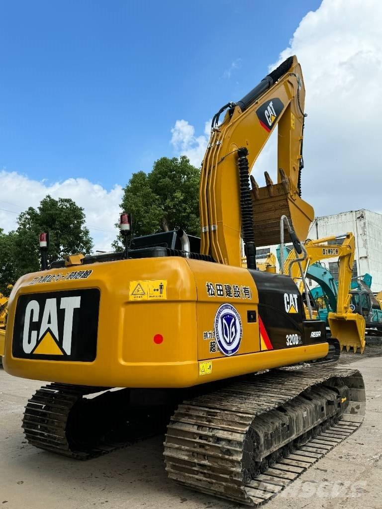 CAT 320 D Midikaivukoneet 7t - 12t