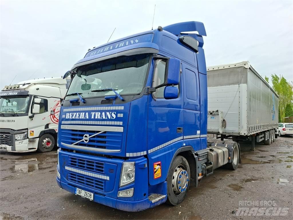 Volvo FH13 440 Vetopöytäautot