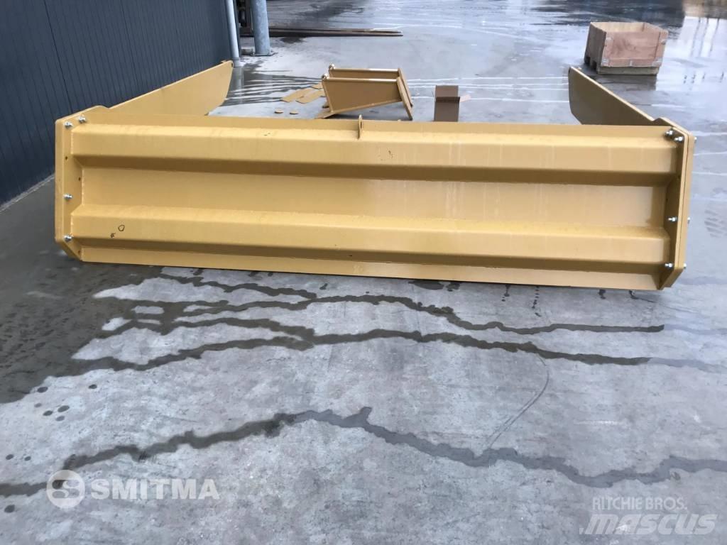 Volvo A25E Takalaidat