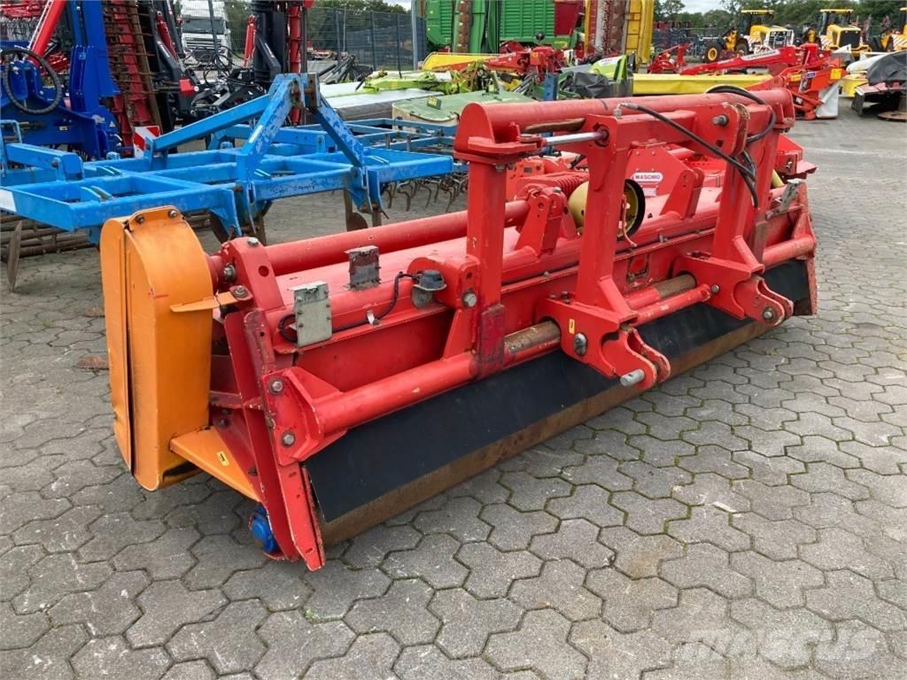 Dücker UM 30 FV Muut heinä- ja tuorerehukoneet