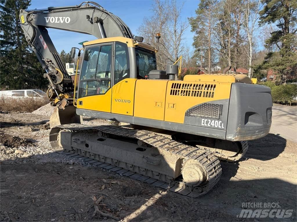 Volvo EC240CL Telakaivukoneet