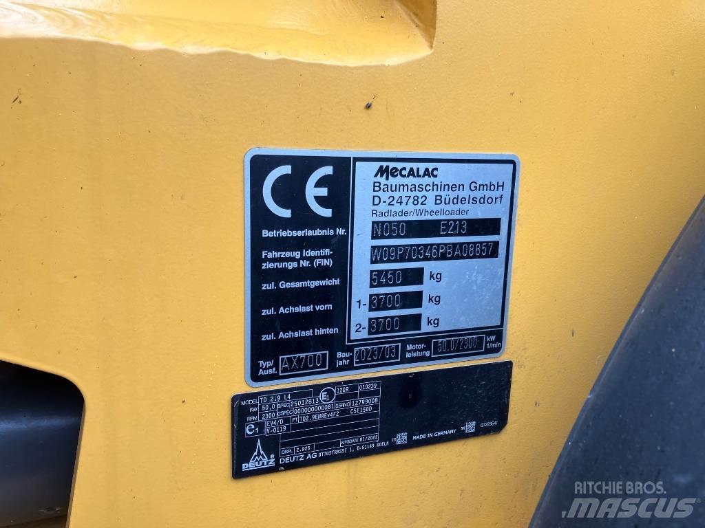 Mecalac AX 700 Pyöräkuormaajat