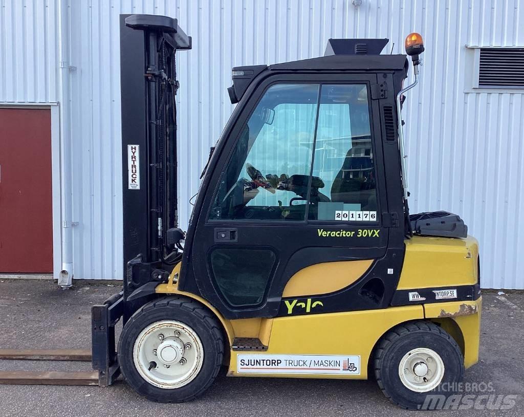 Yale GDP30VX Dieseltrukit