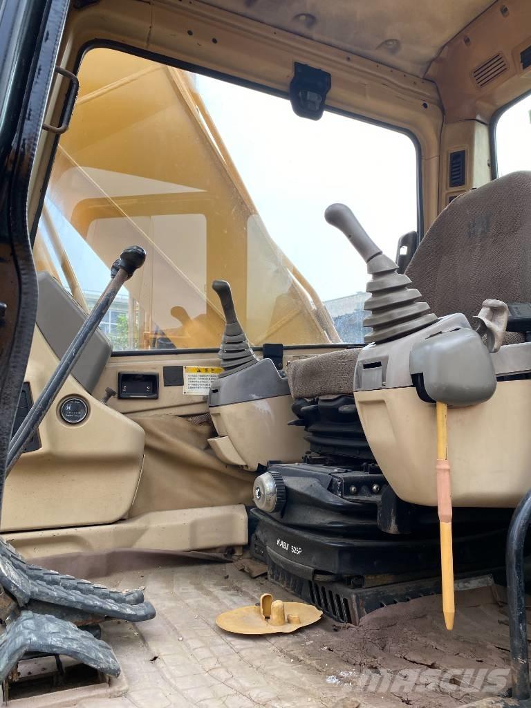 CAT 325 B L Telakaivukoneet