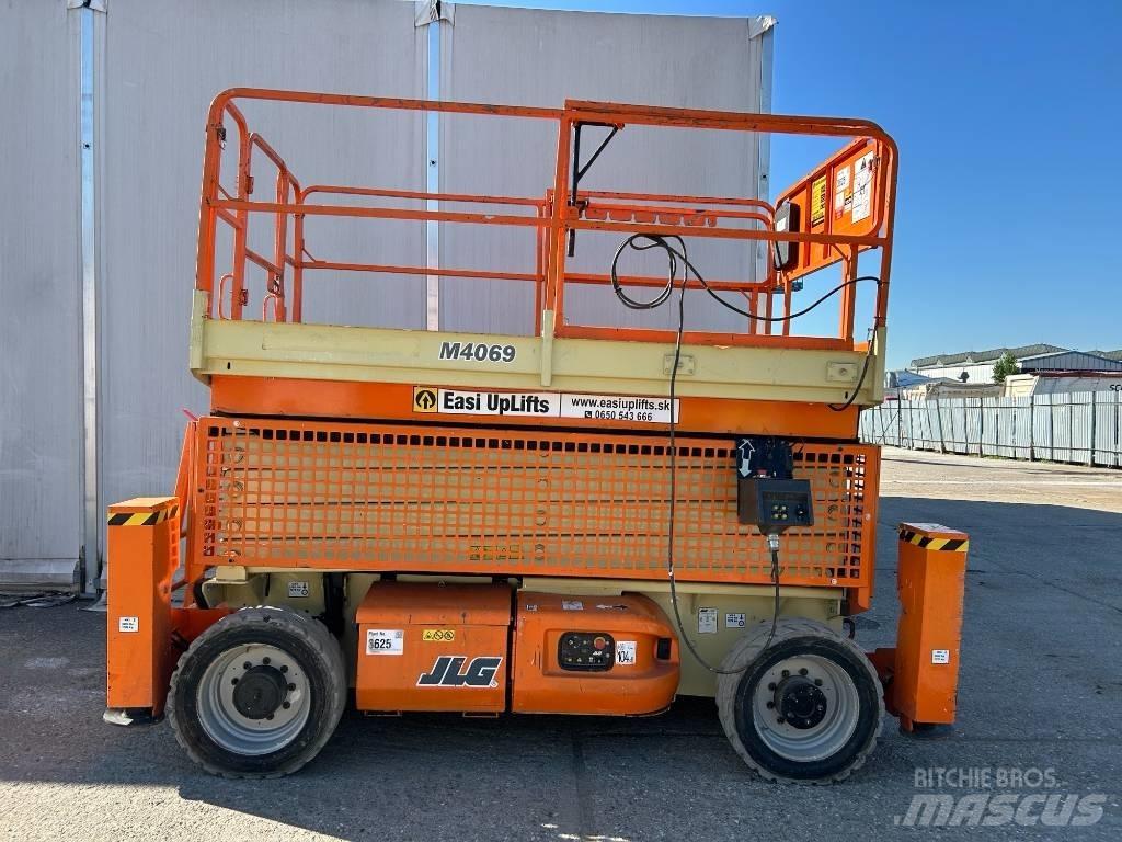 JLG 4069 Saksilavat