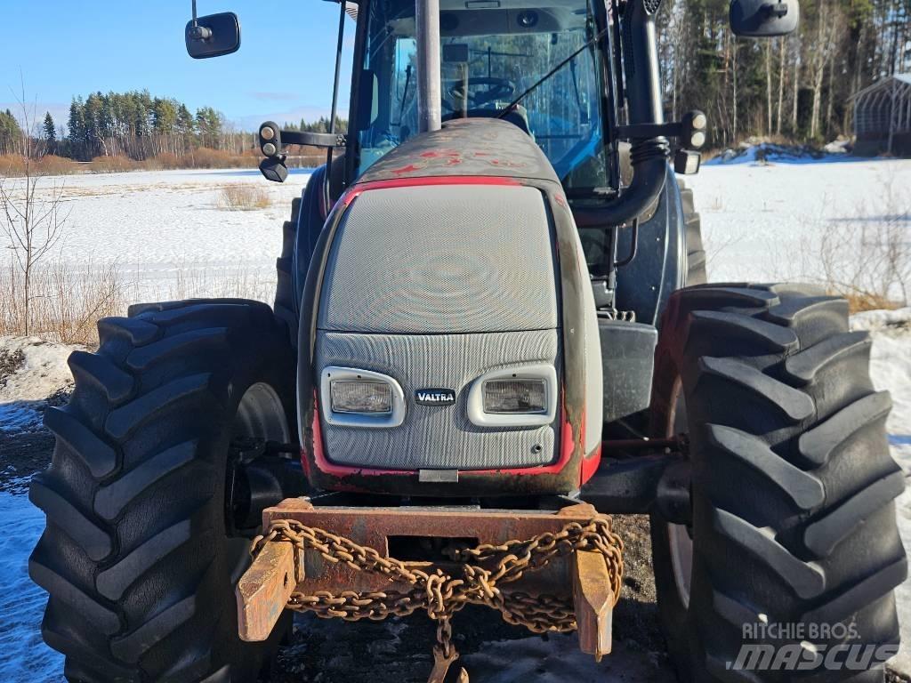 Valtra T 170 Traktorit