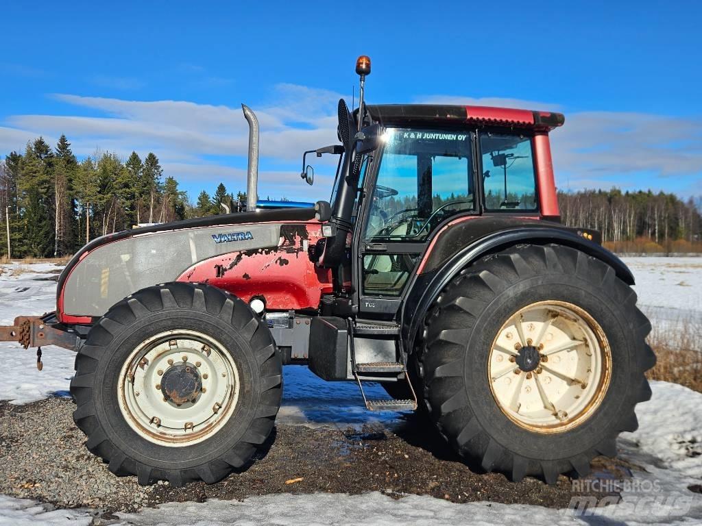 Valtra T 170 Traktorit
