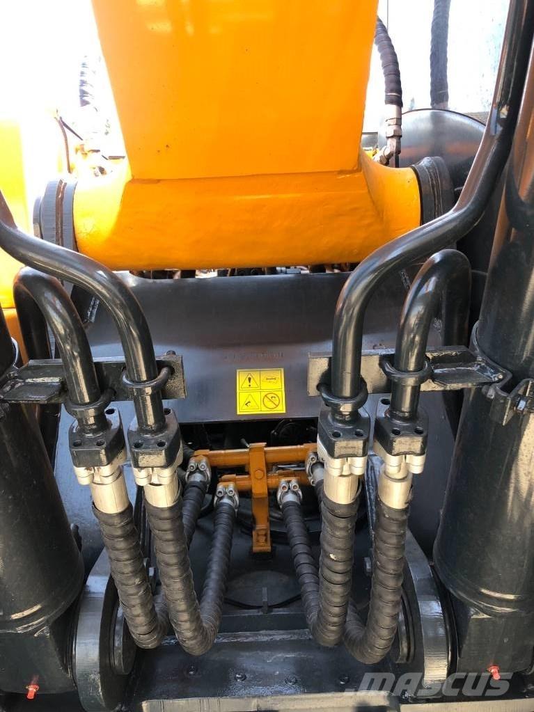 Hyundai R220LC-9S Telakaivukoneet