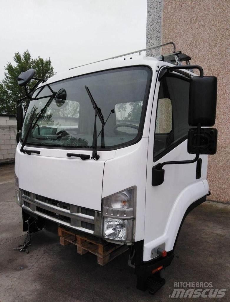 Isuzu FRR Euro 5 Ohjaamot ja sisustat