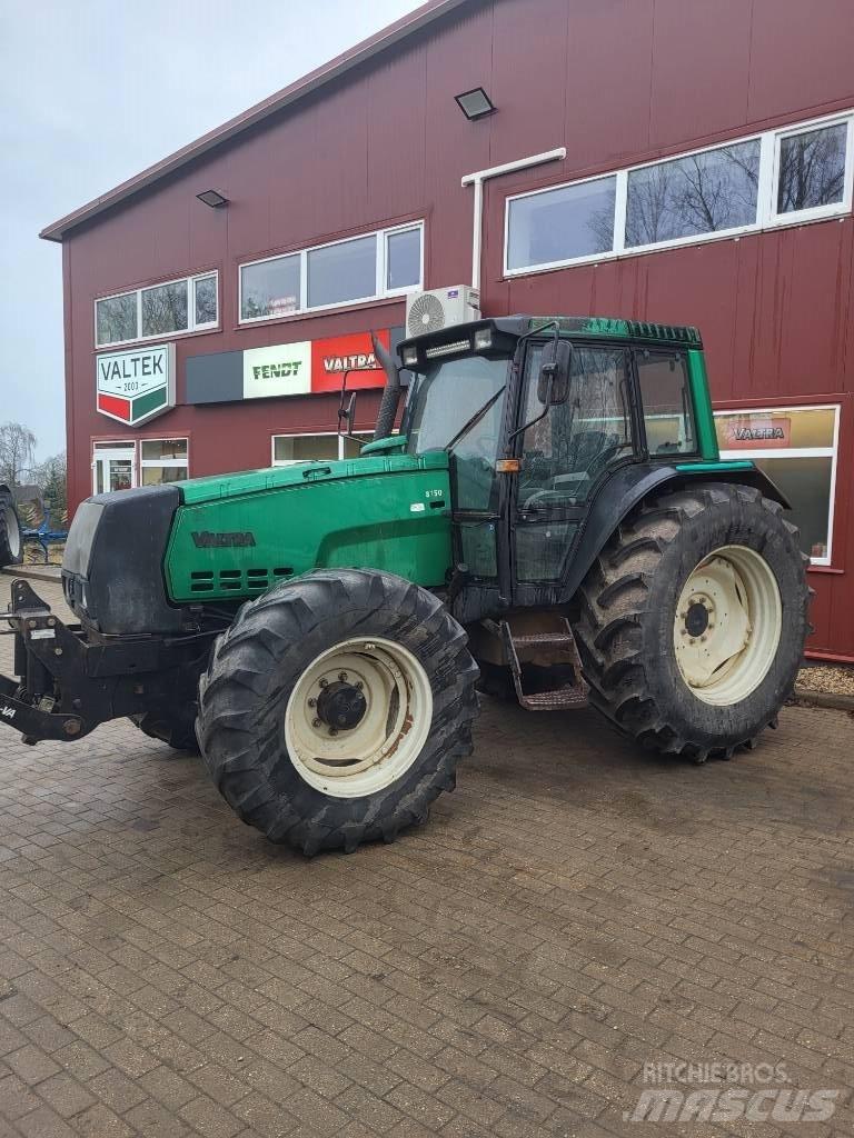 Valtra 8150 Traktorit