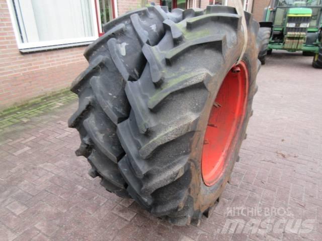 Taurus 16.9/34 Renkaat ja vanteet
