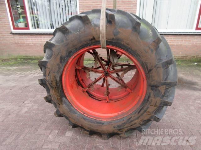 Taurus 16.9/34 Renkaat ja vanteet