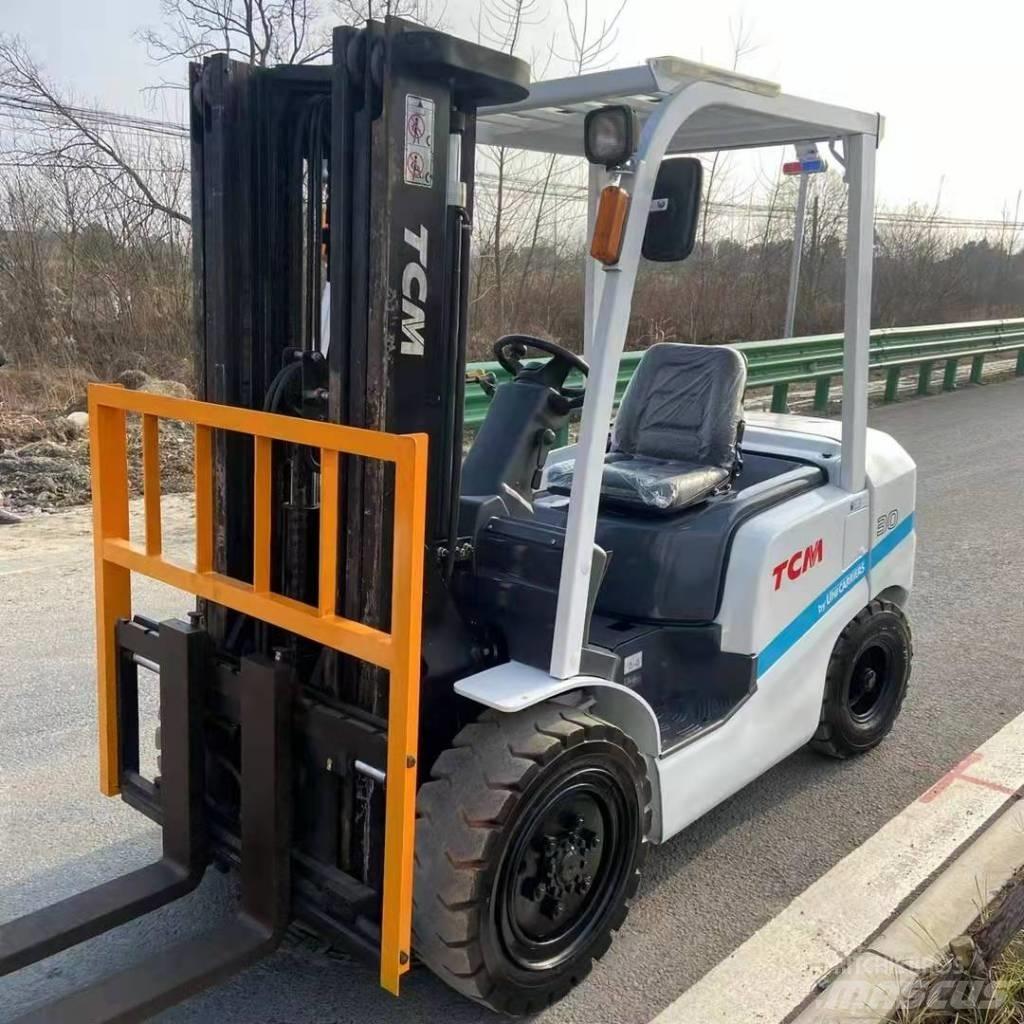 TCM FD30 Dieseltrukit
