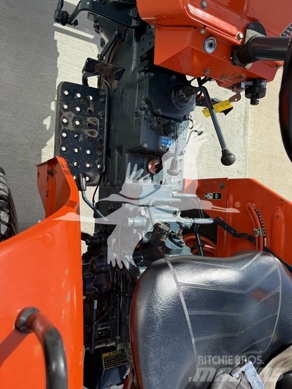 Kubota L2050 Traktorit