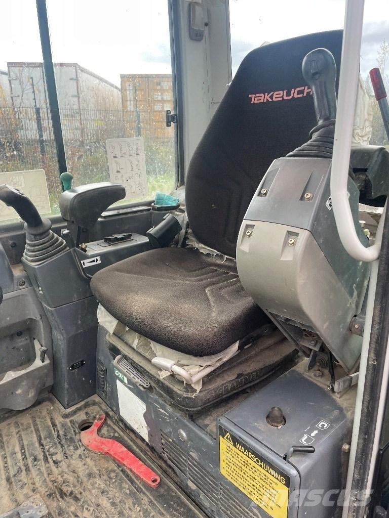 Takeuchi Tb235 Minikaivukoneet < 7t