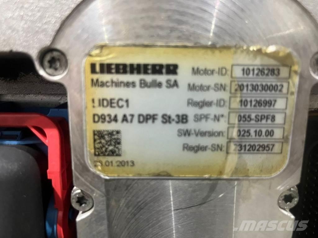 Liebherr D934 A7 Moottorit