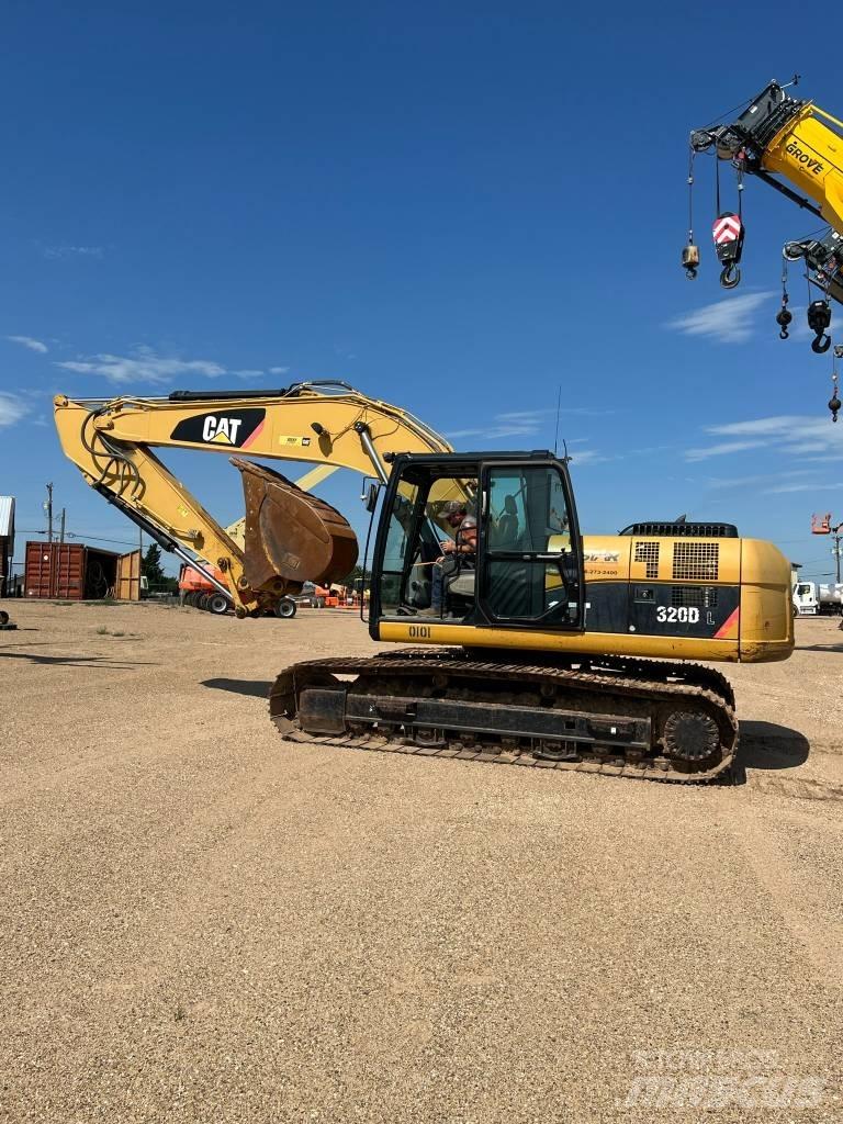 CAT 320 D L Telakaivukoneet