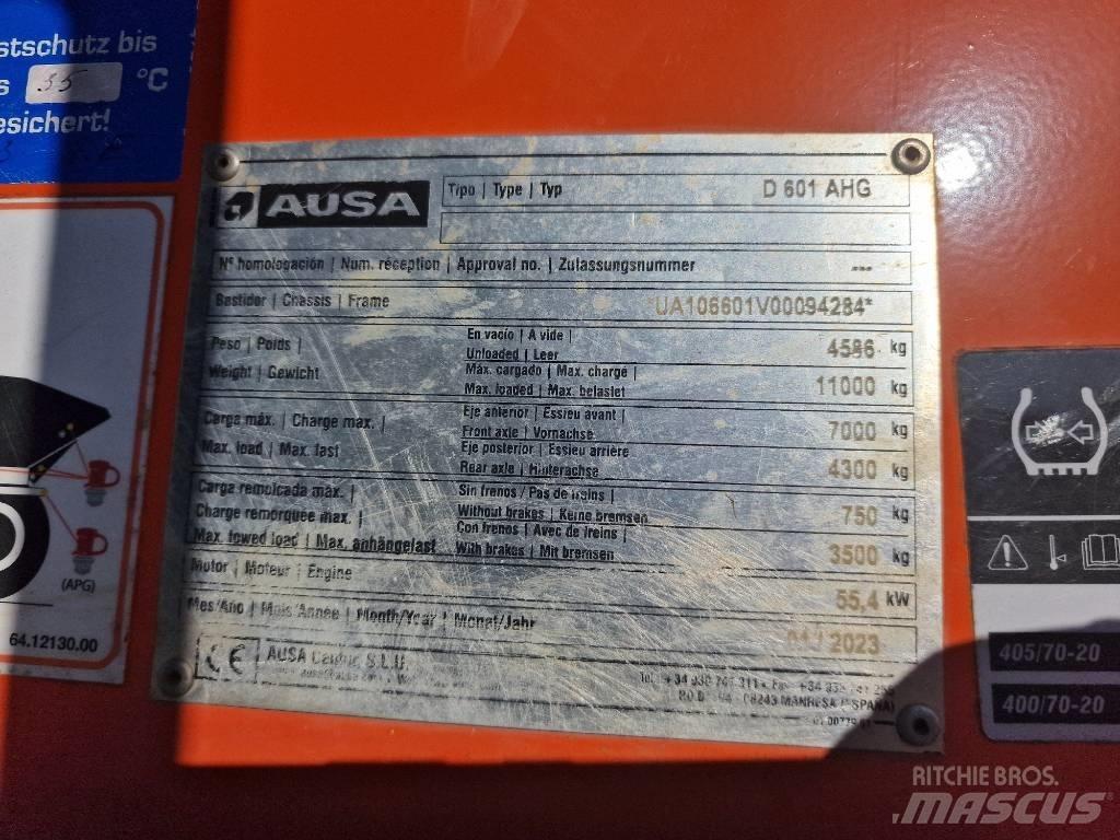 Ausa D601AHG Dumpperit