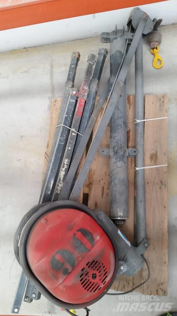  MOM M-III PLUMA 500 Muut koneet