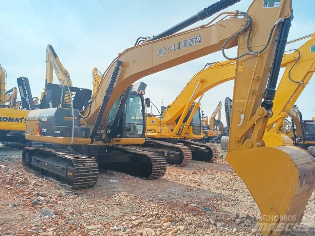 CAT 320 D2L Midikaivukoneet 7t - 12t