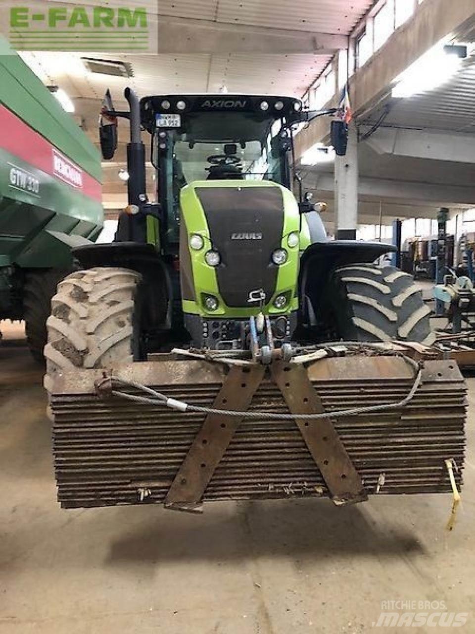 CLAAS axion 950 Traktorit