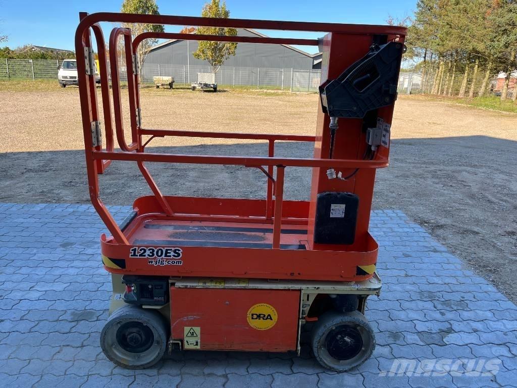 JLG 1230 ES Henkilönostimet ja nostolaitteet