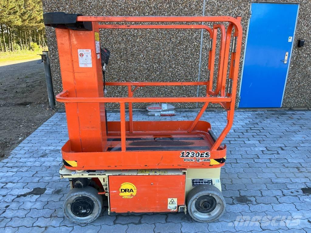 JLG 1230 ES Henkilönostimet ja nostolaitteet