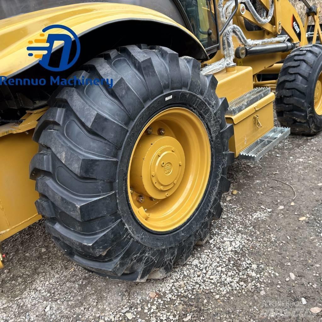 CAT 420F Kaivurikuormaajat