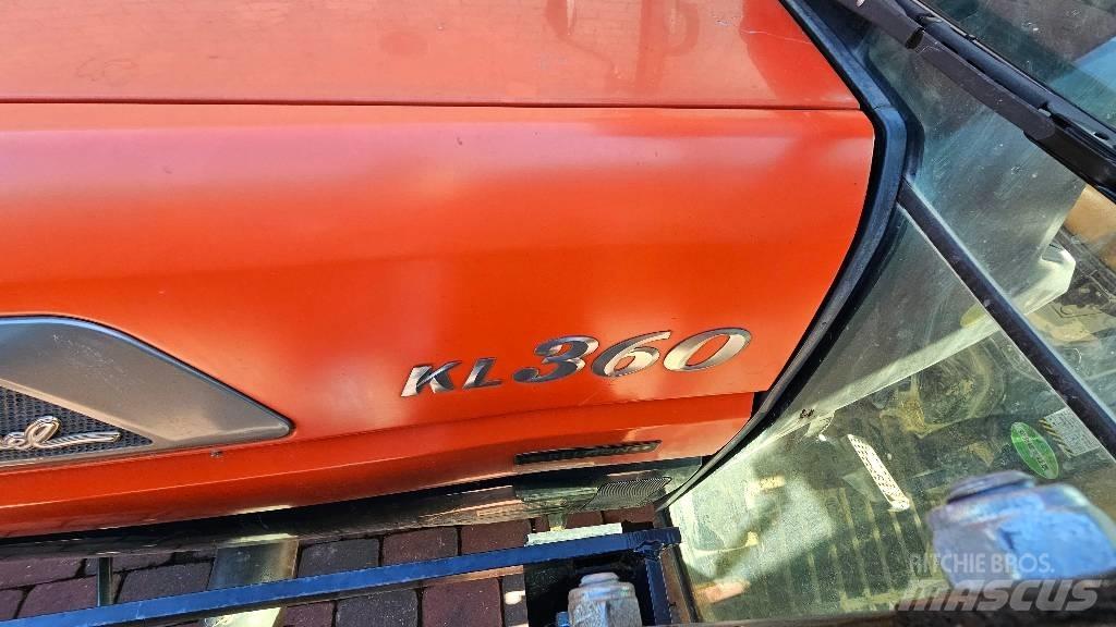 Kubota KL360 Traktorit