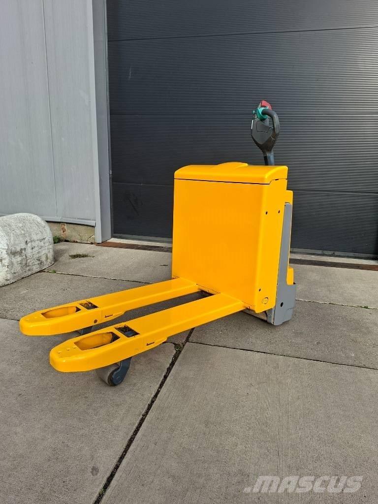 Jungheinrich EJE 116 Lavansiirtotrukit