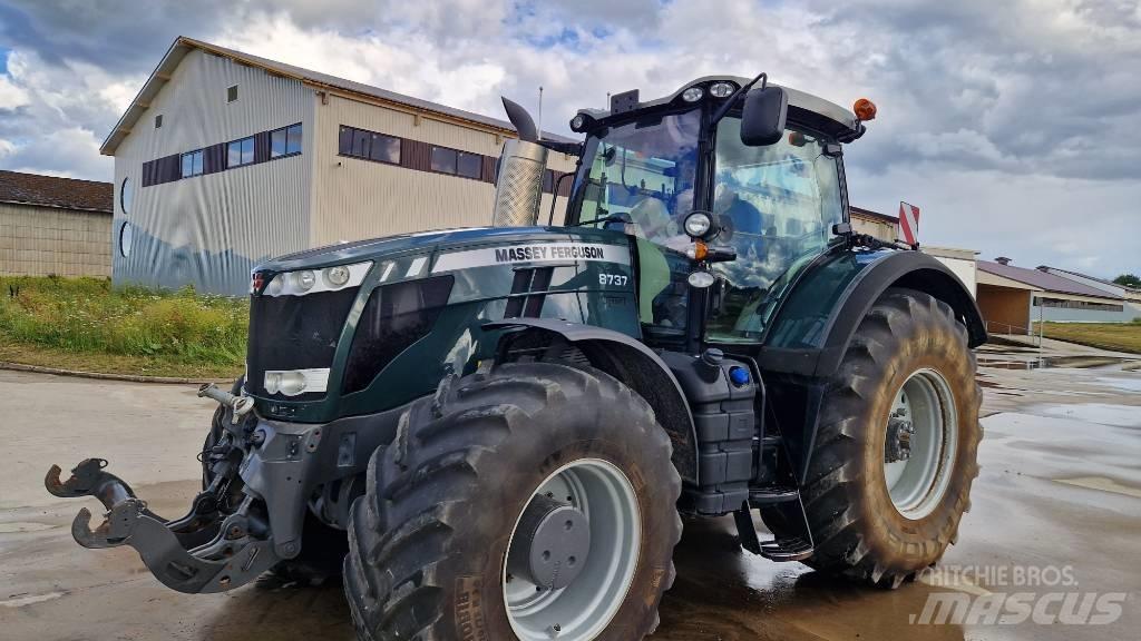 Massey Ferguson 8737 Traktorit