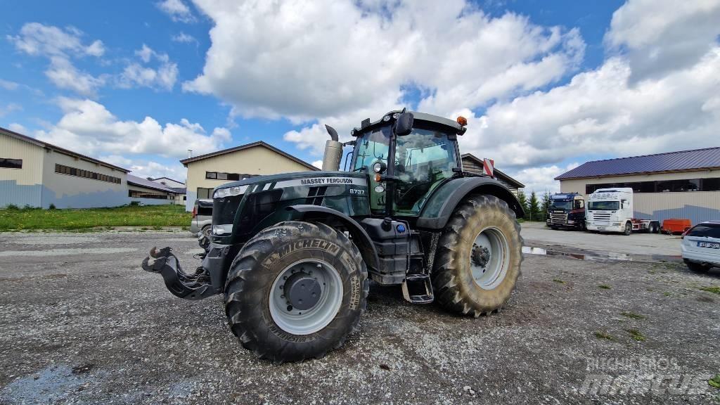 Massey Ferguson 8737 Traktorit