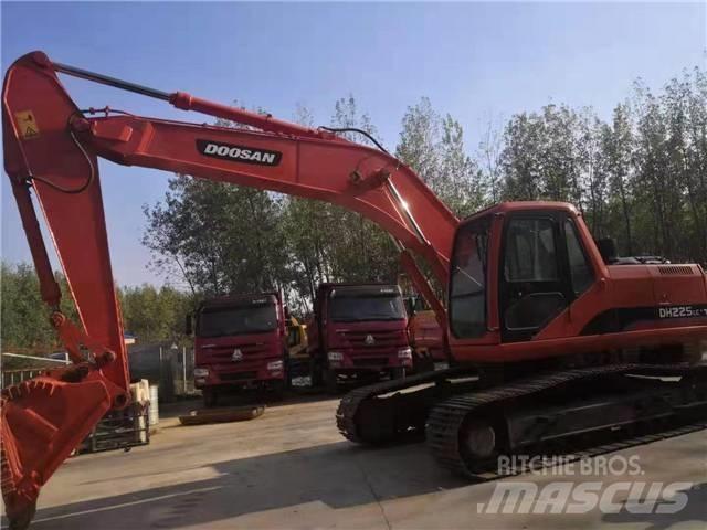 Doosan DH 225 LC-7 Telakaivukoneet