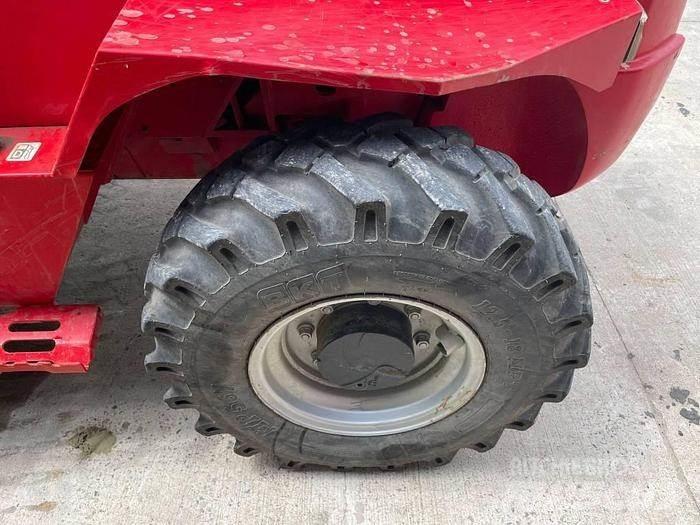 Manitou M 50.4 Maastotrukit