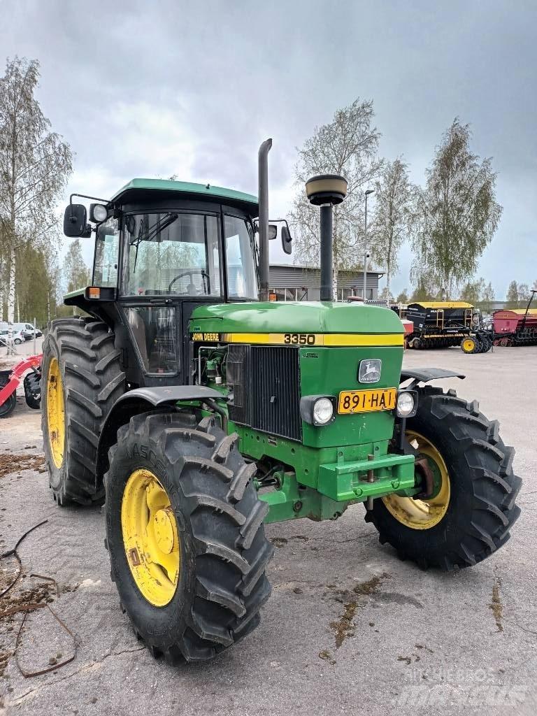 John Deere 3350 Traktorit