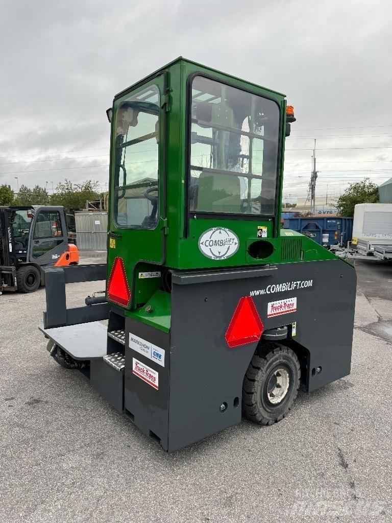 Combilift C4000ET Nelitietrukit