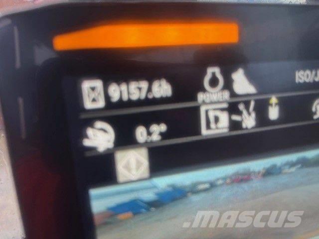 CAT 320 Telakaivukoneet